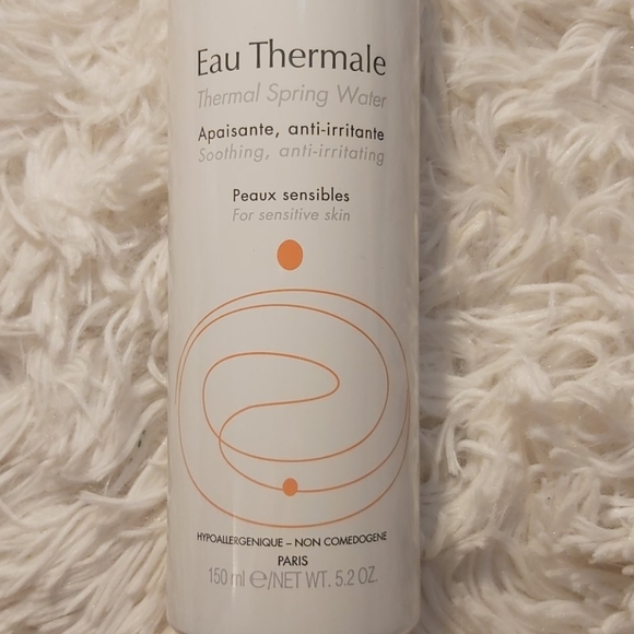 New! Thermal Spring Water Face Spray - Picture 2 of 3